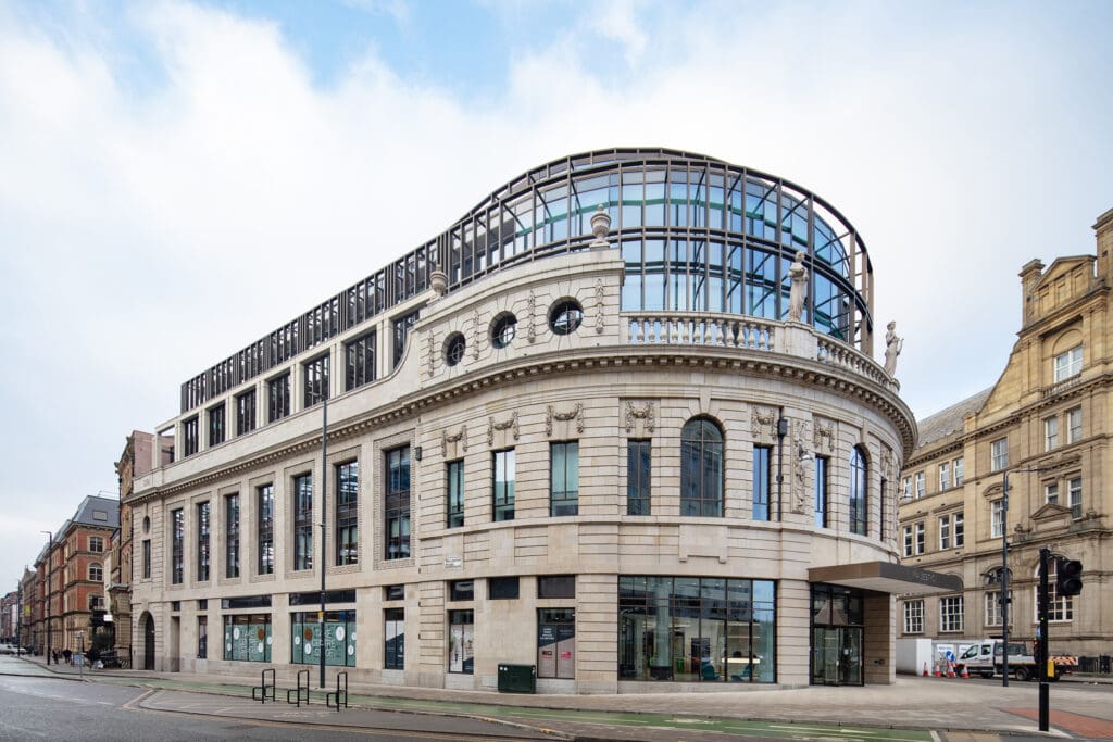 majestic leeds 013