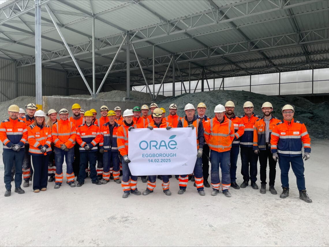 orae saint gobain glass team photo